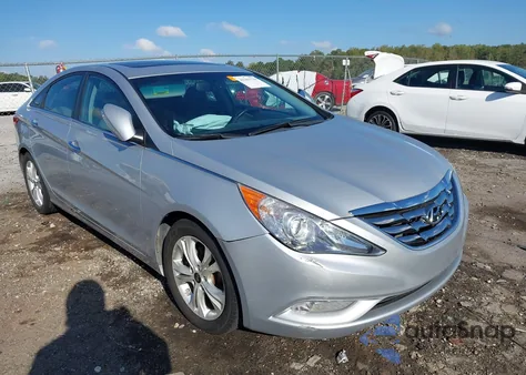 2011 Hyundai Sonata Limited z USA, uszkodzony, nr VIN 5NPEC4AC3BH007110
